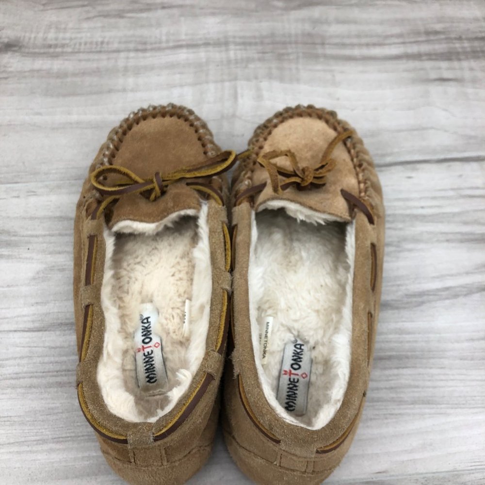 Minnetonka Slippers Kids 2 Brown Suede Slip On House Shoes - Picture 8 of 11